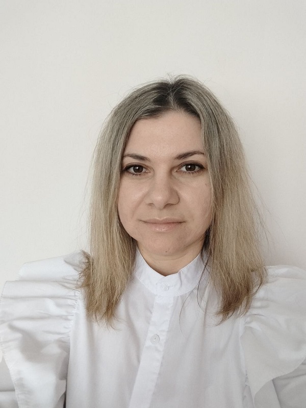 Эприкова Алена Джамаловна.